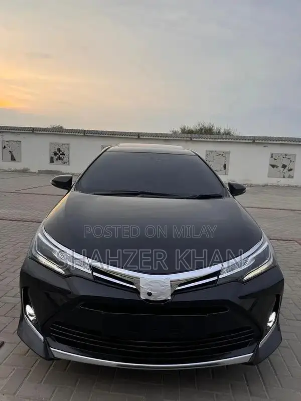 Toyota Grande 1.8 Sedan with Black Exterior and Interior