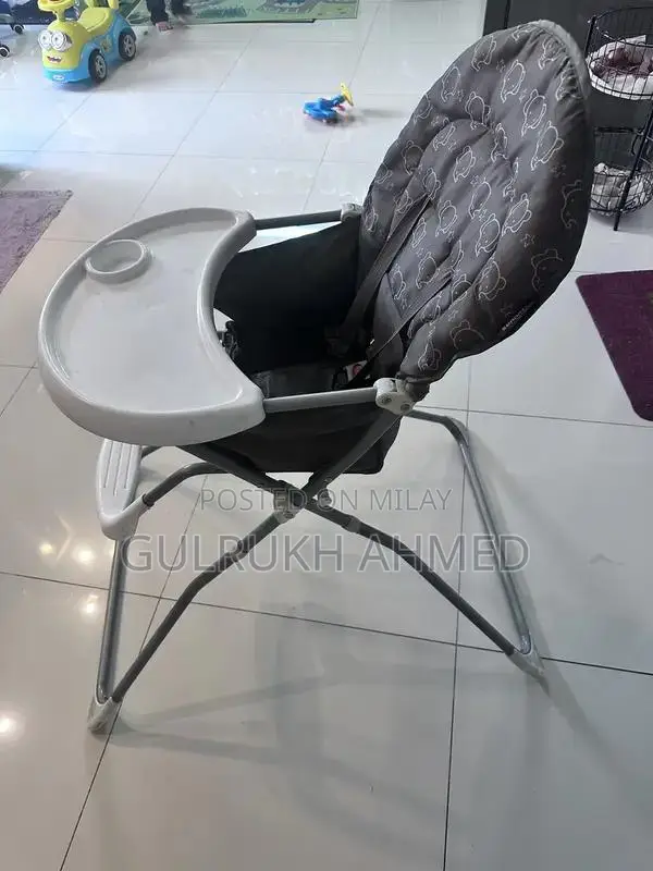 Baby High Chair - Excellent Condition Dining Seat