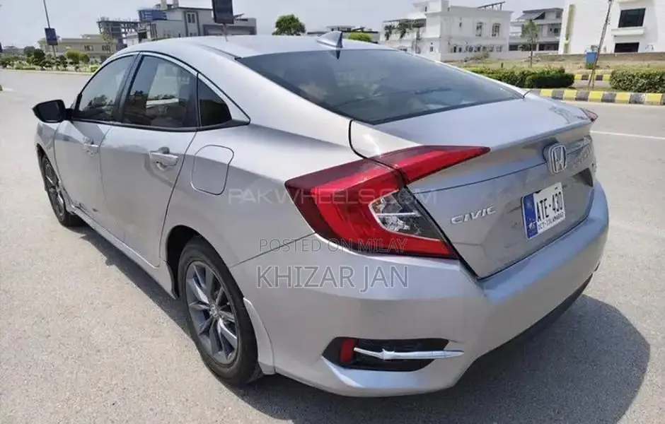 2021 Honda Civic UG Silver Sedan Low Mileage