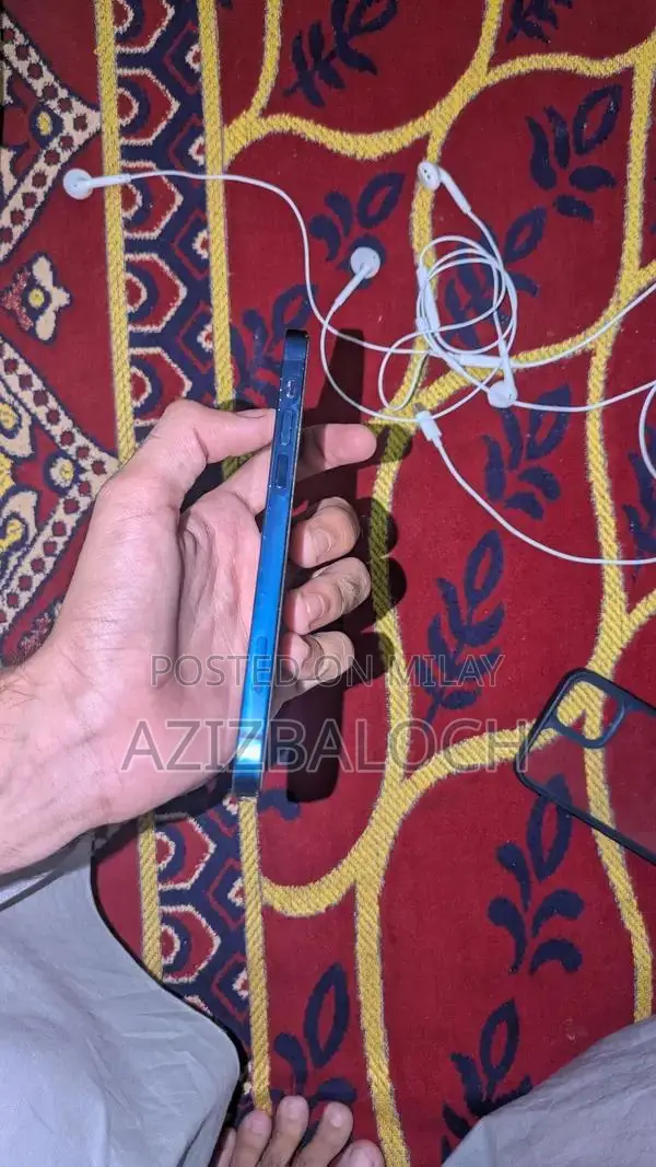 Factory Unlocked iPhone 12 64GB Pristine Condition