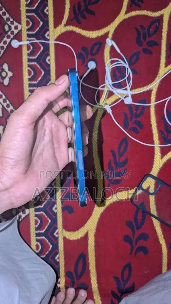 Factory Unlocked iPhone 12 64GB Pristine Condition