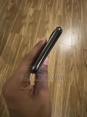 Apple iPhone X 64GB Smartphone Unlocked