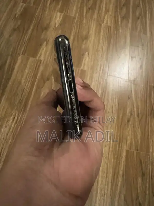 Apple iPhone X 64GB Smartphone Unlocked