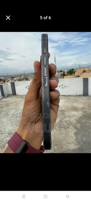 Apple iPhone 15 Pro Unlocked Smartphone