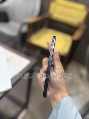 Apple iPhone 12 64GB Excellent Condition Unlocked Device