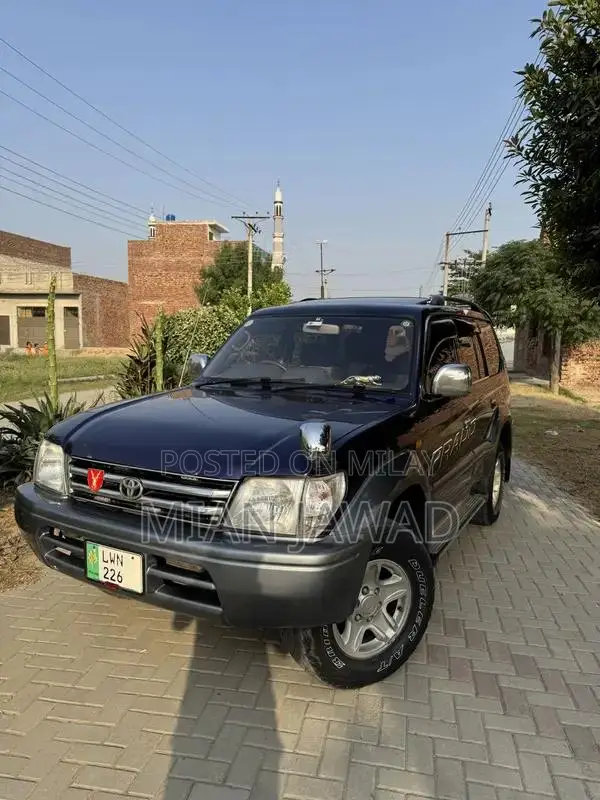 Toyota Pardo TZ 4x4 SUV with 1KZ Engine - Full Options