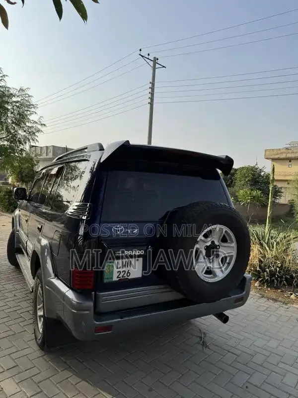 Toyota Pardo TZ 4x4 SUV with 1KZ Engine - Full Options