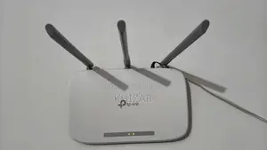TP-Link 300Mbps Wireless Network Device