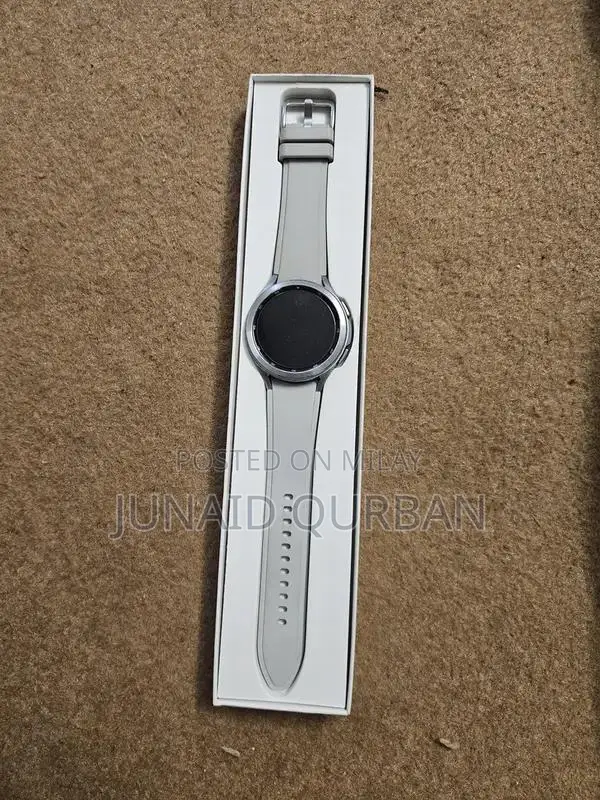 Samsung Galaxy Watch 4 Classic Smartwatch - 42mm White GPS Fitness Tra