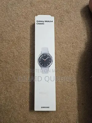 Samsung Galaxy Watch 4 Classic Smartwatch - 42mm White GPS Fitness Tra