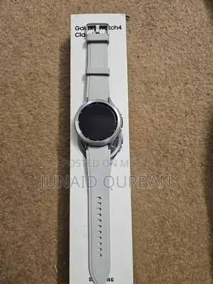 Samsung Galaxy Watch 4 Classic Smartwatch - 42mm White GPS Fitness Tra