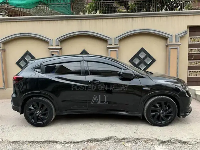 2016 Honda Vezel RS Compact Crossover SUV