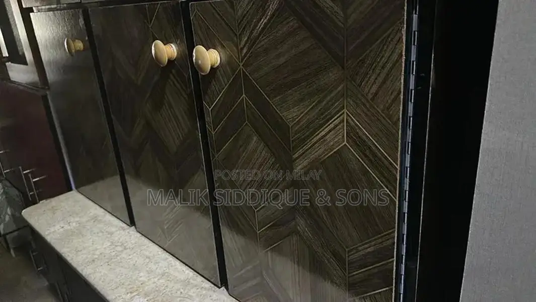 Modern Kitchen Cabinets - Solid Wood, Custom Design & Storage