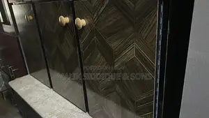 Modern Kitchen Cabinets - Solid Wood, Custom Design & Storage