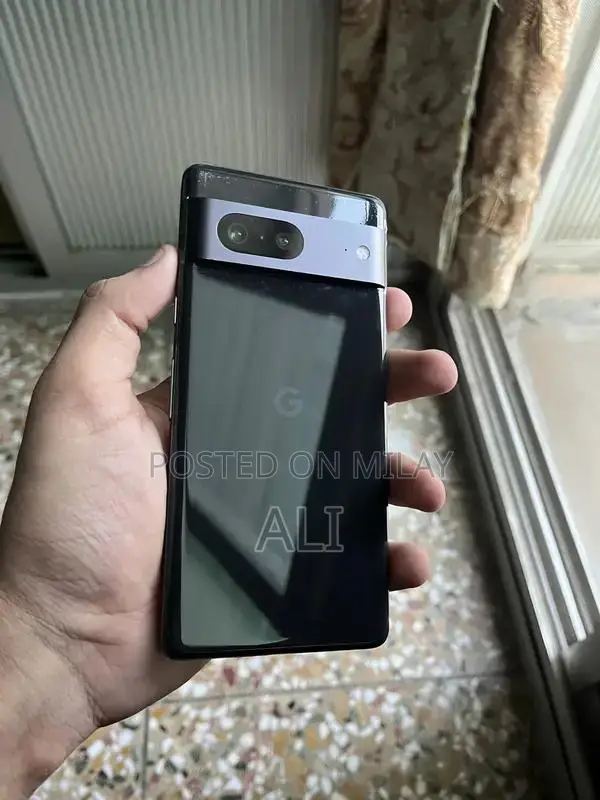 Google Pixel 7 5G Smartphone - 8GB RAM, 128GB Storage