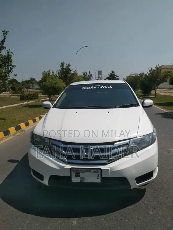 Honda City 2016 Sedan - 1300cc Manual Transmission