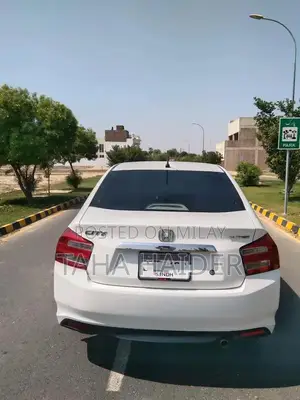 Honda City 2016 Sedan - 1300cc Manual Transmission