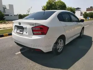Honda City 2016 Sedan - 1300cc Manual Transmission