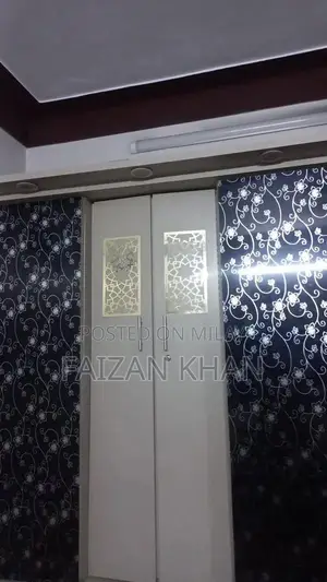 4-Piece Furniture Set - Bedroom Collection in Excellent Condition