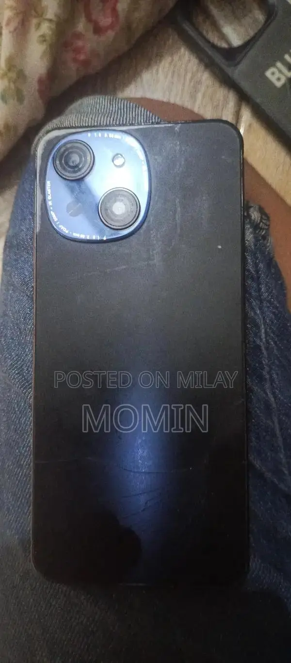 Compact Gaming and Multimedia Smartphone with Large Storage