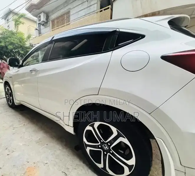 Honda Vezel Z Sensing Compact Crossover SUV