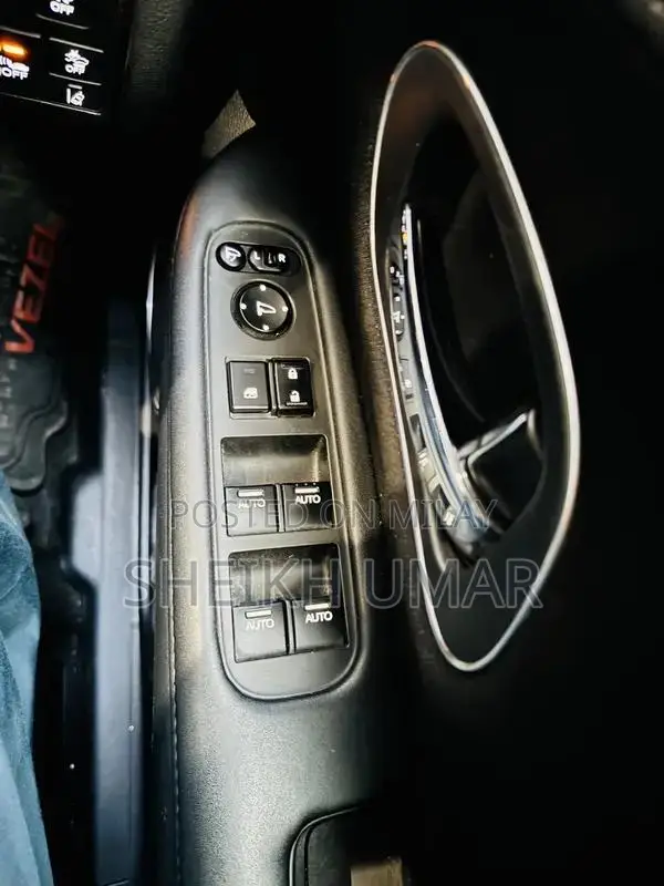 Honda Vezel Z Sensing Compact Crossover SUV