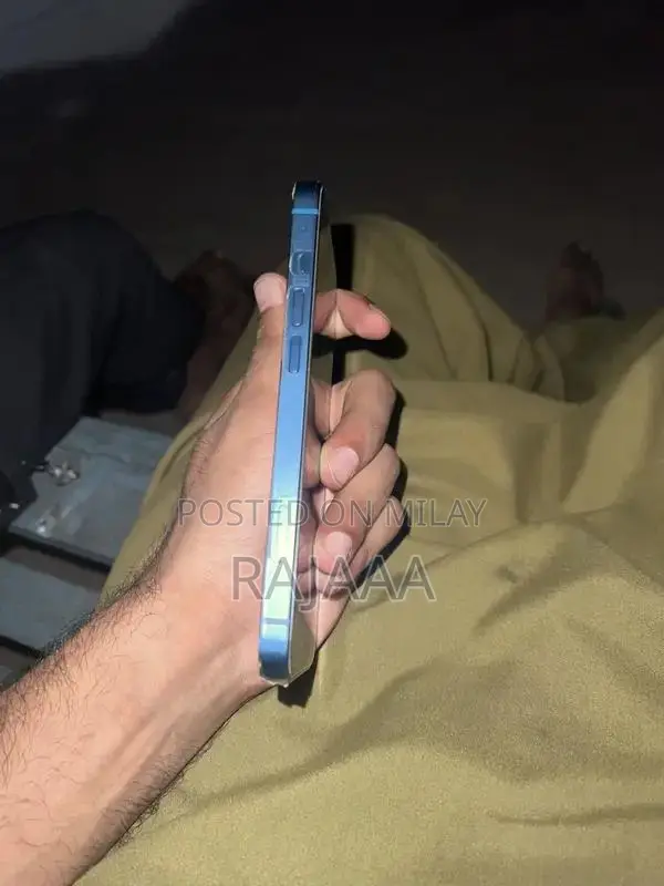 Apple iPhone 13 128GB Excellent Condition Waterproof