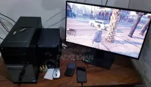 Photo - Core i7 2600 Gaming Desktop PC with Graphics Card