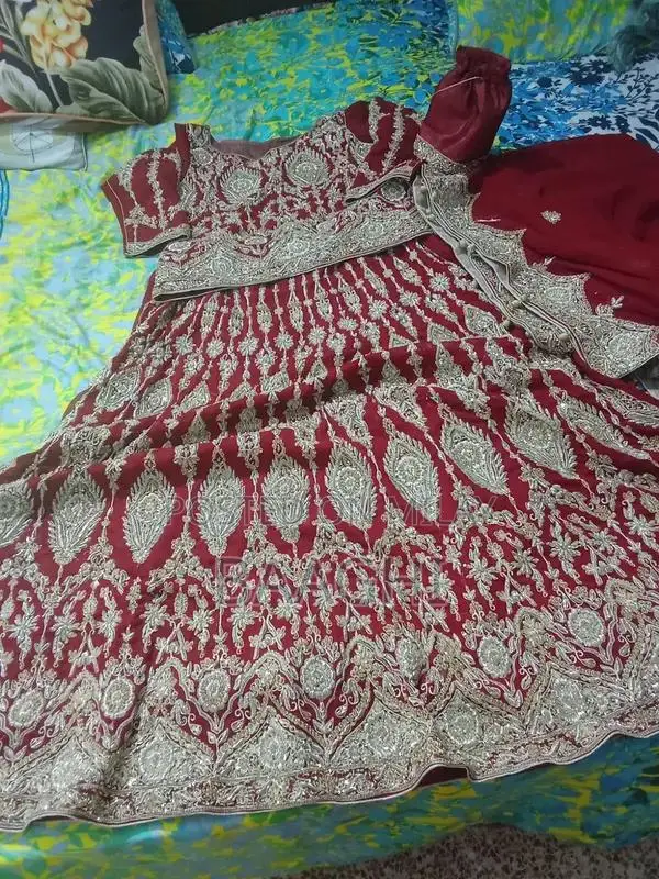 Elegant Bridal Dress - Brand New Wedding Gown