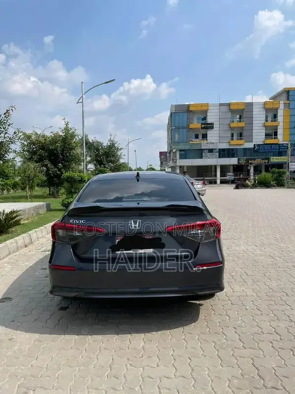 2022 Honda Civic Standard Sedan - Low Mileage, Clean Condition