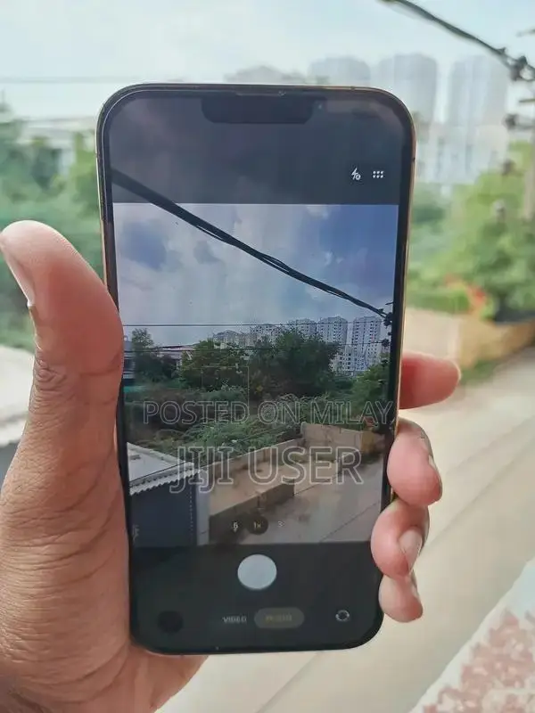 Apple iPhone 13 Pro Max 128GB Unlocked Smartphone