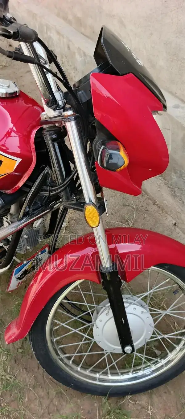 Honda Pridor Motorcycle - Excellent Condition with New Upgrades