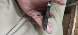 Apple iPhone 13 Pro - High-End Smartphone Green