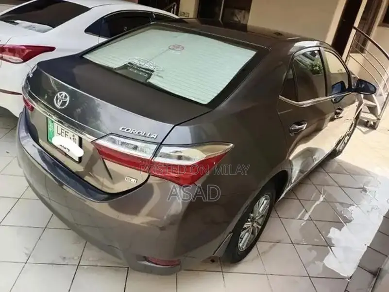 2019 Toyota Corolla GLI Sedan - Low Mileage Excellent Condition