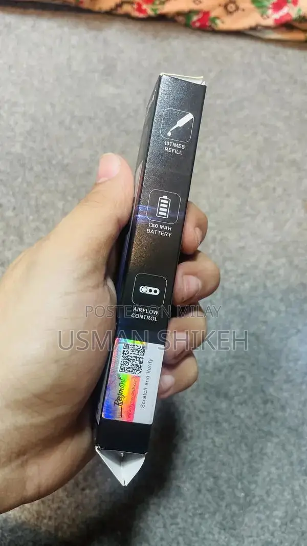 Oxva Swift Vaping Device - Compact 30W Portable Pod System