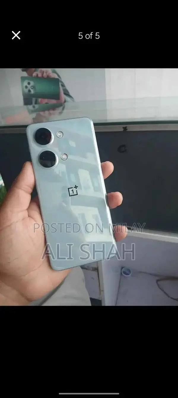 OnePlus Ace 2V Smartphone with Mediatek Dimensity Processor