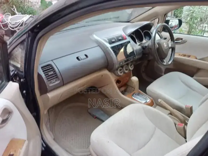 Honda City IDSI Sedan - Imported Compact Car
