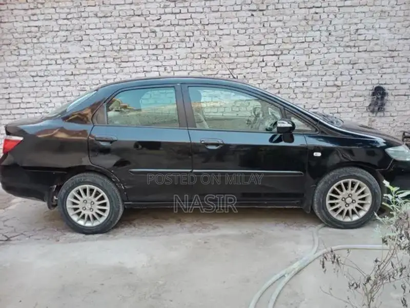 Honda City IDSI Sedan - Imported Compact Car