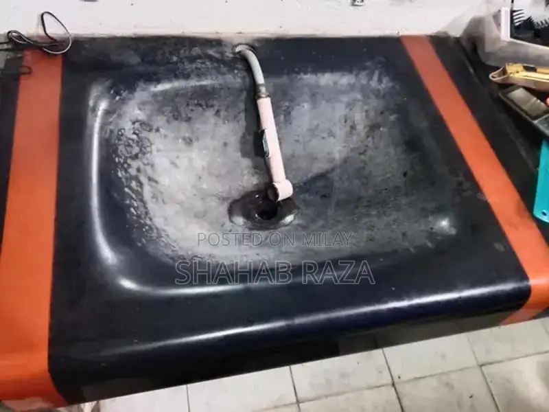 Salon Basins Set - 3 Pieces with Green and Black Colors