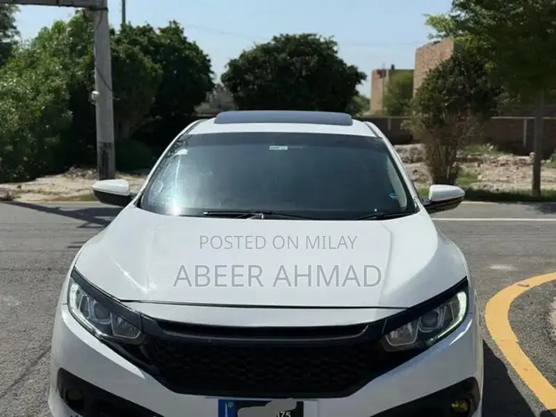 2018 Honda Civic 1.8 Oriel Sedan - Excellent Condition