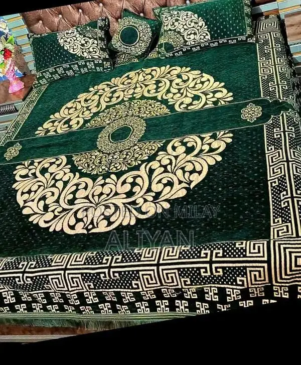 Luxurious Velvet Jacquard Wedding Bed Sheet Collection