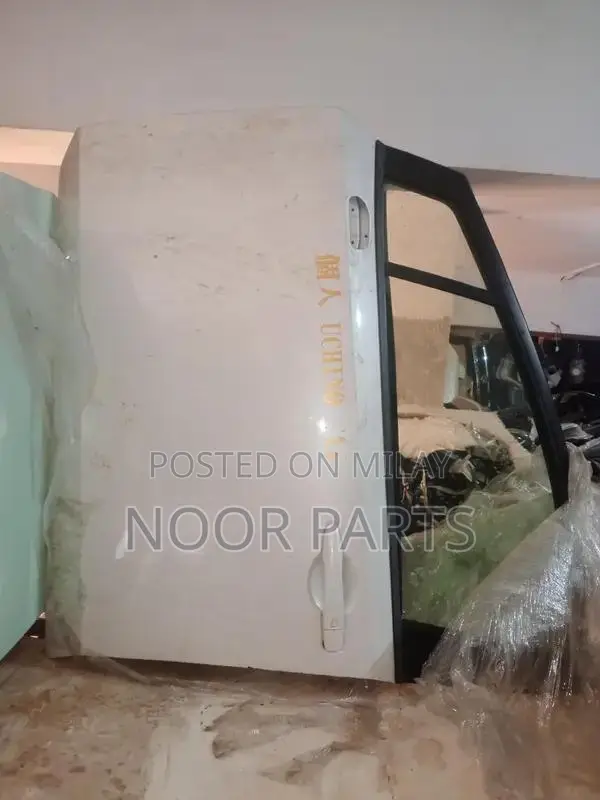 Nissan Note 2023 Pearl White Complete Body Parts and Components