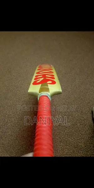 Photo - MRF Cricket Bat - Nearly New Condition