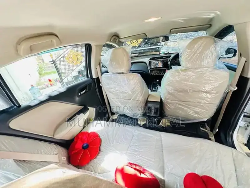 Honda City Aspire 1.5 Sedan - Premium Full Option Compact Car