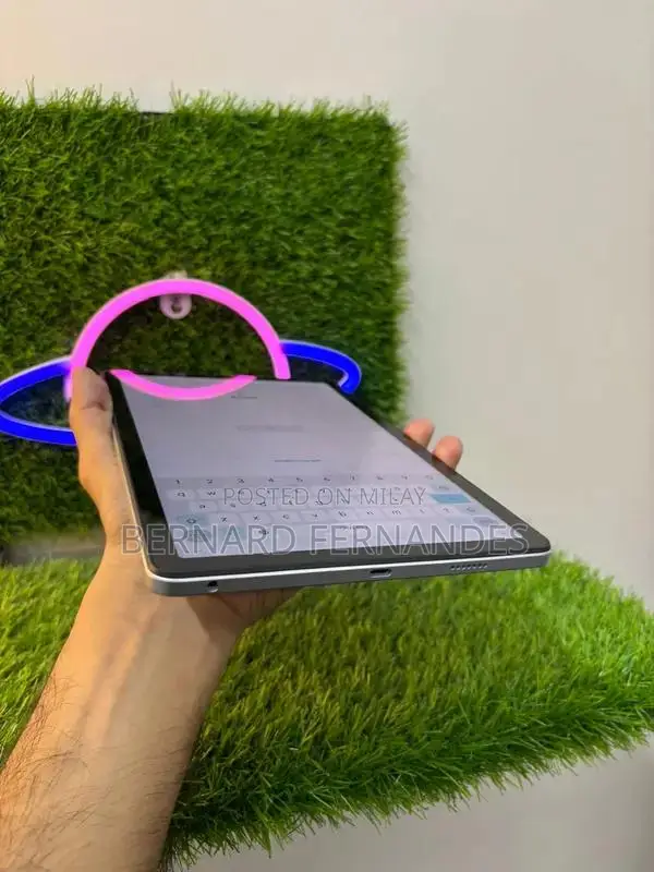 Lenovo Tab A101LV 10.3" Full HD Tablet