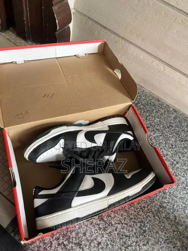 Nike Sneakers - Pristine Condition, Barely Worn Original Thai Import