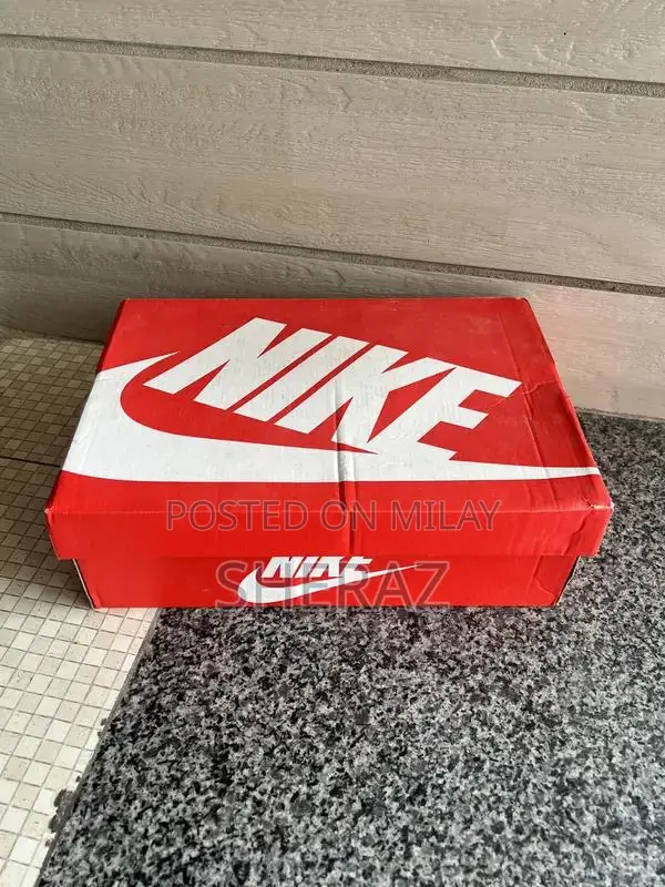 Nike Sneakers - Pristine Condition, Barely Worn Original Thai Import