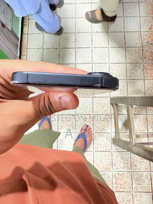 Apple iPhone 16 JV Smartphone - 128GB Storage, Pristine Condition