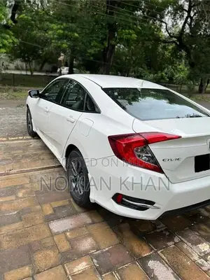 Honda Civic VTi Oriel Prosmatec Sedan 2021