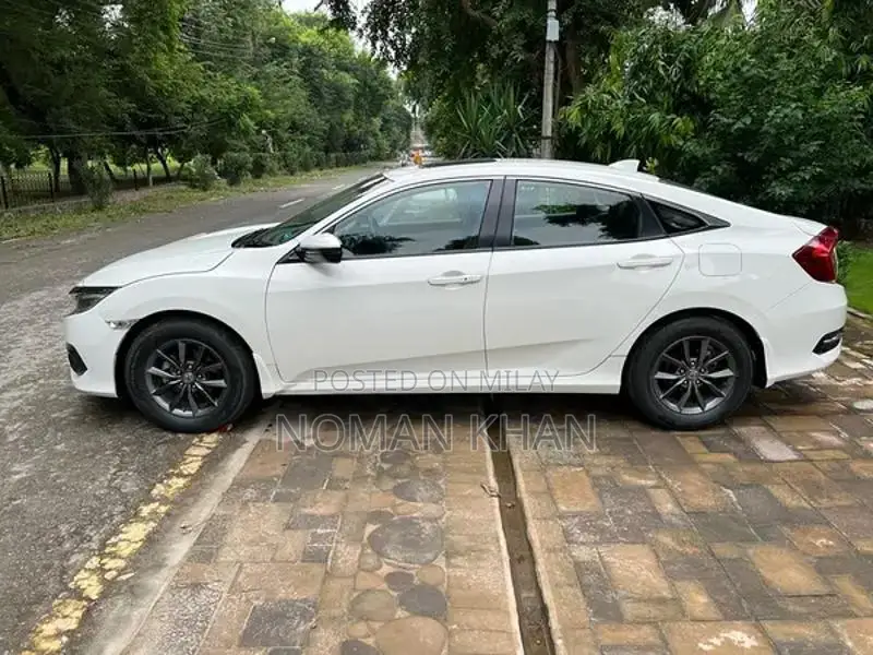 Honda Civic VTi Oriel Prosmatec Sedan 2021